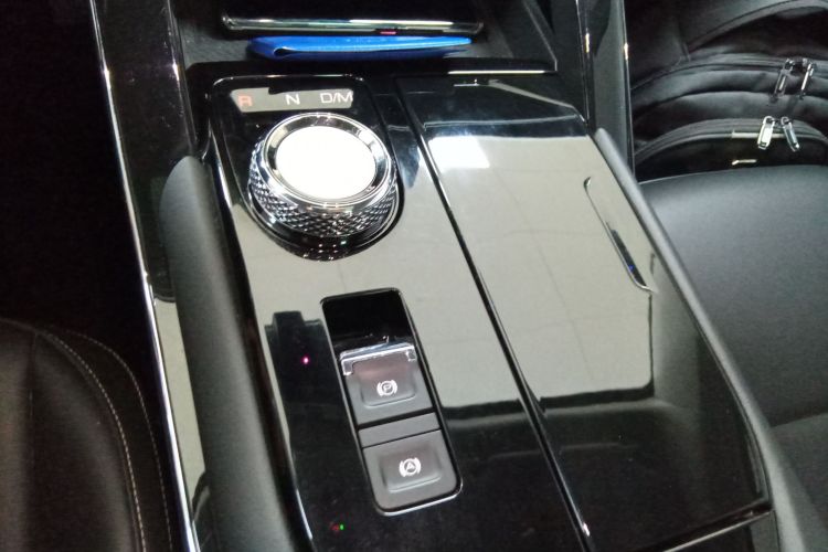 哈弗H6 2022款 第三代 1.5T 自动两驱Max中控内饰18