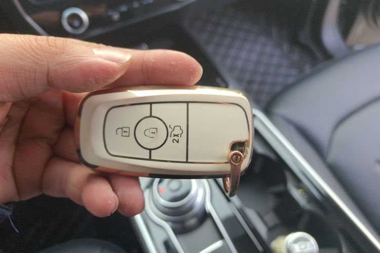 福特 锐界 2022款 PLUS EcoBoost 245 四驱铂锐型 7座中控内饰11