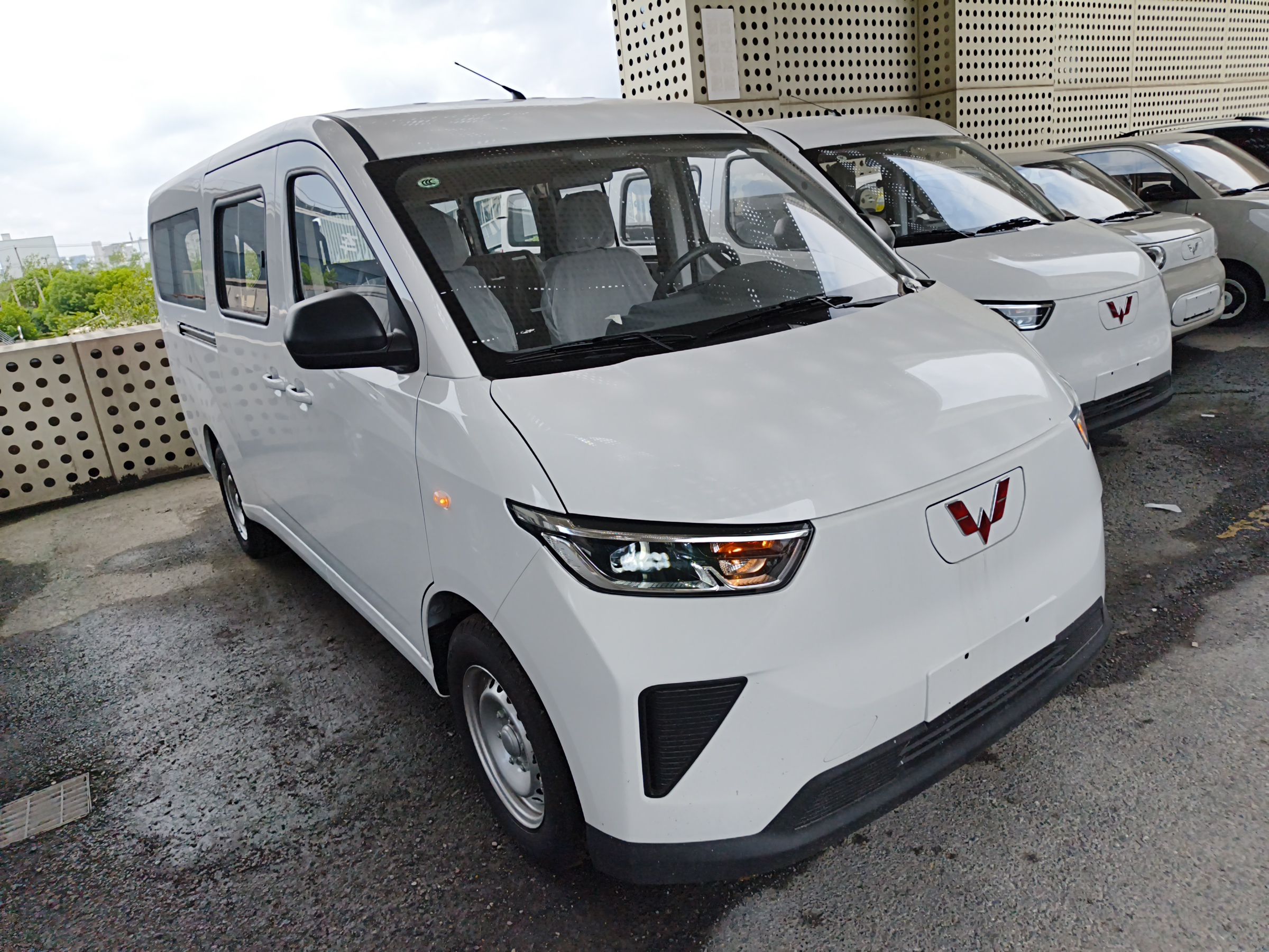 五菱汽车 五菱扬光 2024款 300KM 舒适型客车版 75kW
