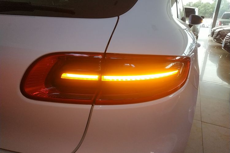 保时捷 2017款  Macan 2.0T车身外观9