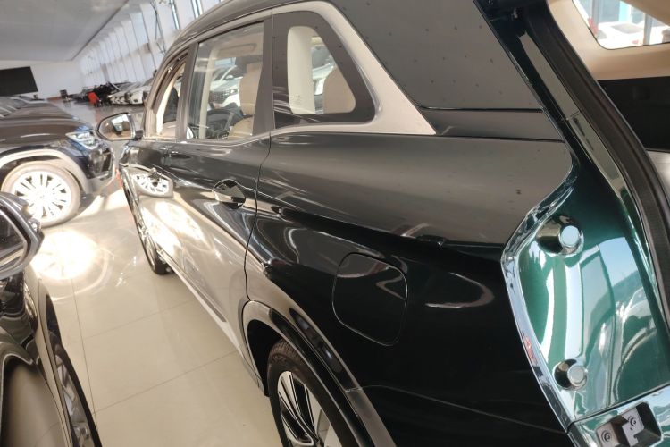 蓝电E5 PLUS 2025款 165km 长续航版PLUS 7座车身外观6003