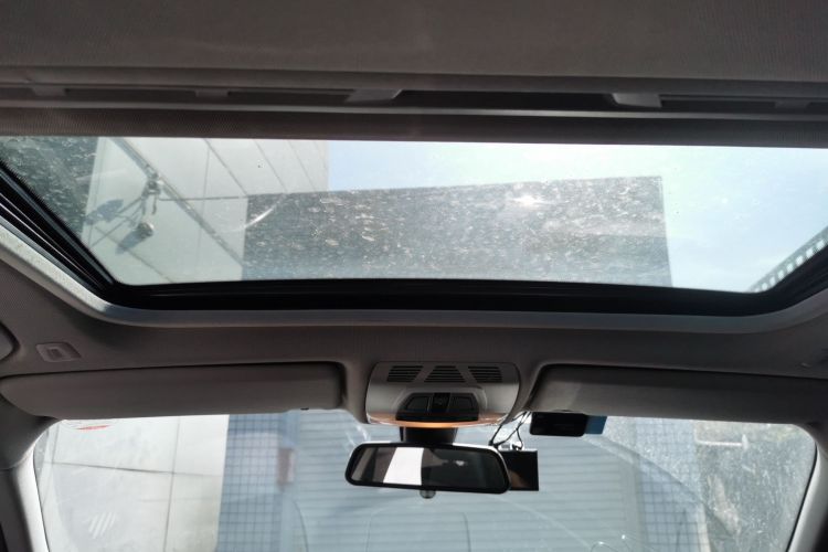 宝马3系 2016款 316i 时尚型局部细节22