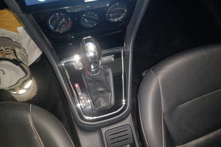 大众 宝来 2018款 1.5L 自动舒适型中控内饰18