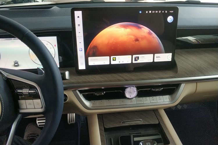 坦克500 2023款 3.0T 运动版 造境型 5座中控内饰16