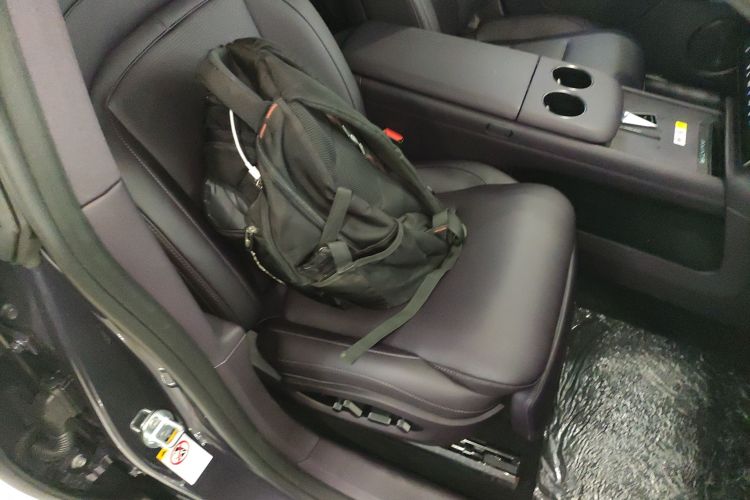 阿维塔06 2025款 Ultra纯电版局部细节41