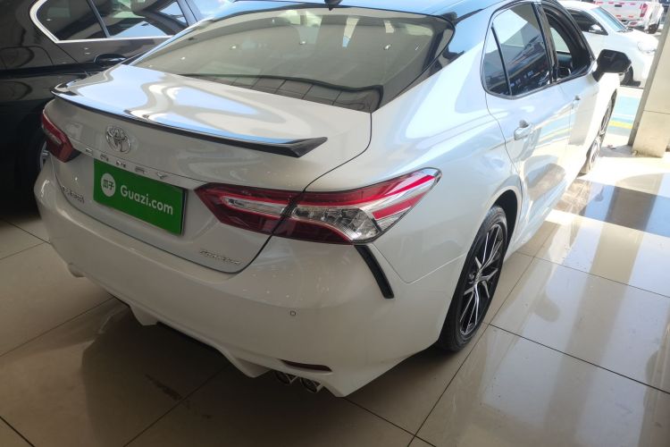 丰田 凯美瑞 2021款 2.0S 锋尚版车身外观6005