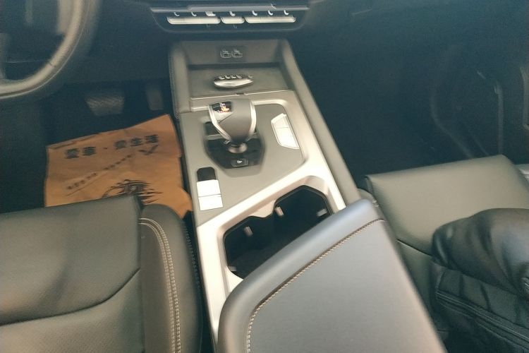 东南DX8S 2022款 1.5T DCT酋长版 7座局部细节18