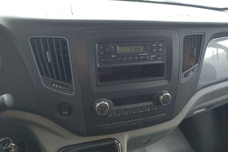 福田 图雅诺 2019款 2.5T E54J25TC3中控内饰16