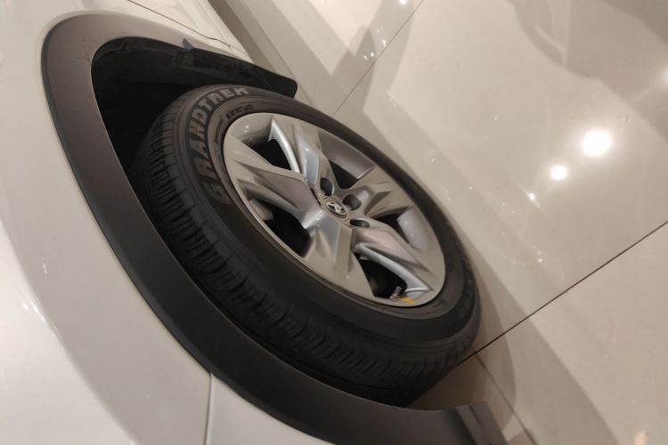 丰田 汉兰达 2015款 2.0T 四驱豪华版 7座车身外观6007