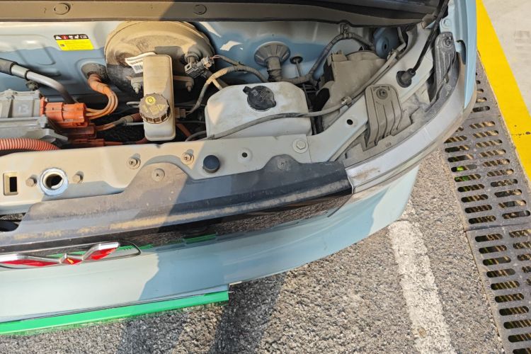 五菱汽车 宏光MINIEV 2020款 自在款 磷酸铁锂局部细节9007