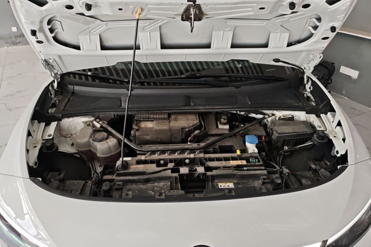 大众ID.7 VIZZION 2024款 AIR机舱底盘24