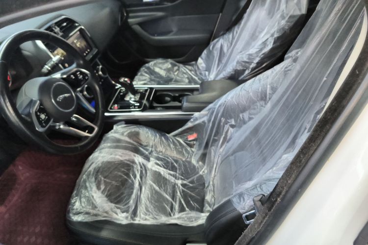 捷豹XEL 2020款 2.0T 200PS S进取优雅版局部细节19