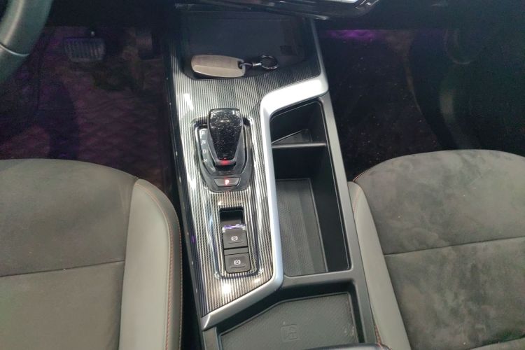 哈弗赤兔 2021款 激擎版 1.5T 黄金兔中控内饰18