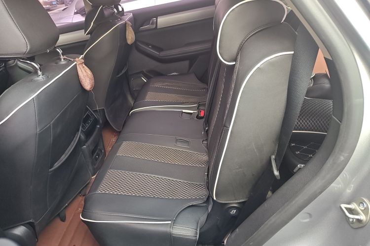 比亚迪 唐 2018款 2.0T 自动智联尊荣型 7座 国V中控内饰21