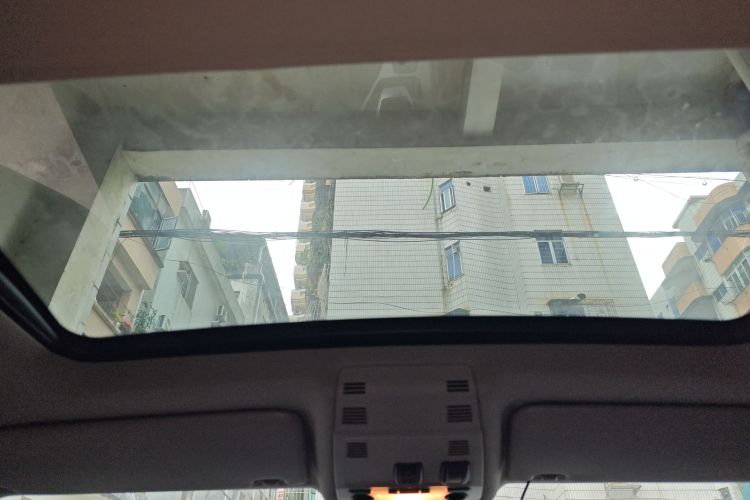 宝马X1 2014款 sDrive18i 领先型中控内饰22