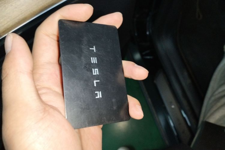 特斯拉 Model Y 2021款 长续航全轮驱动版 3D7中控内饰11