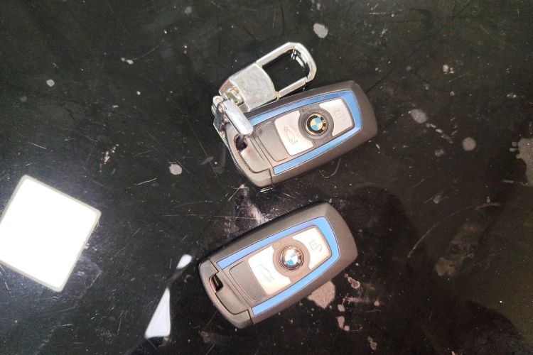 宝马3系 2019款 320Li M运动套装中控内饰11