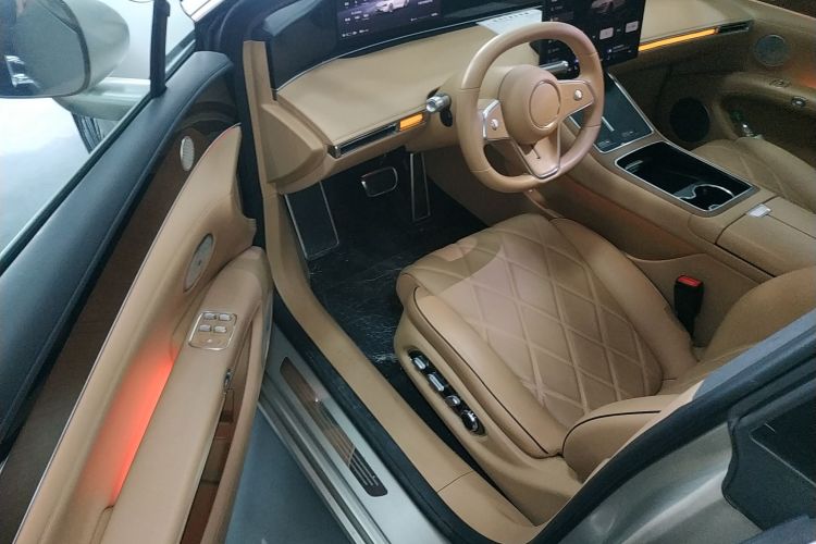 鸿蒙智行 享界S9 2024款 纯电 Ultra 四驱旗舰版中控内饰7003