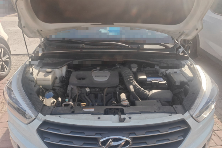 北京现代ix25 2016款 1.6T 双离合两驱智能型GLS局部细节24