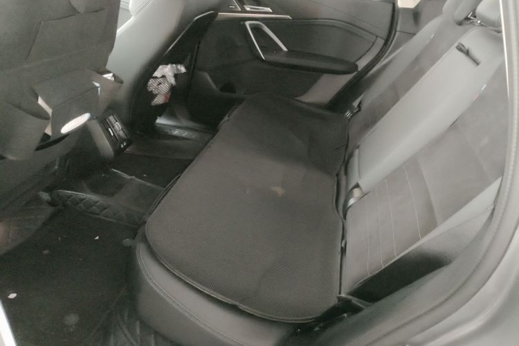 宝马iX1 2023款 xDrive30L M运动套装中控内饰7004