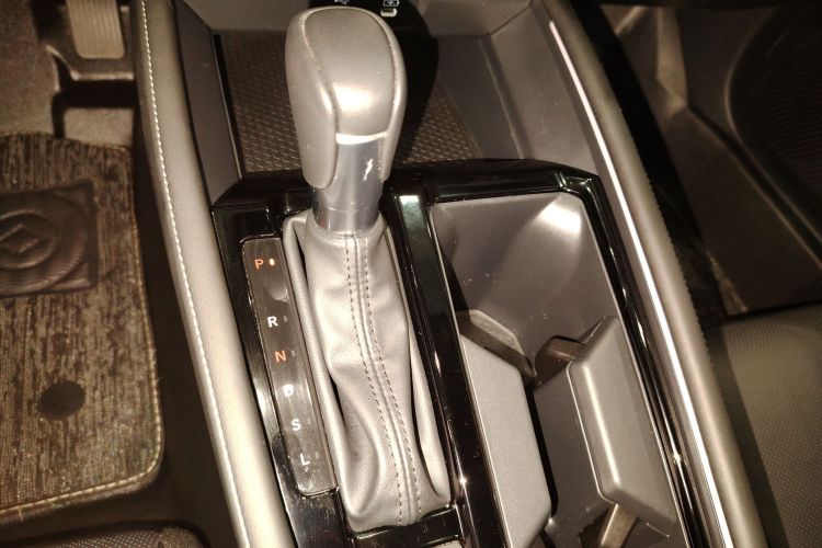 本田 雅阁 2023款 260TURBO 卓越版局部细节18