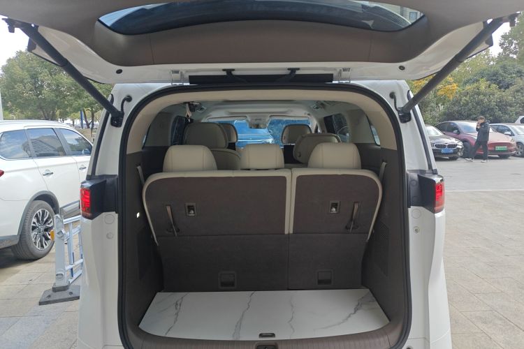 腾势D9 2022款 DM-i 970 四驱旗舰型局部细节23