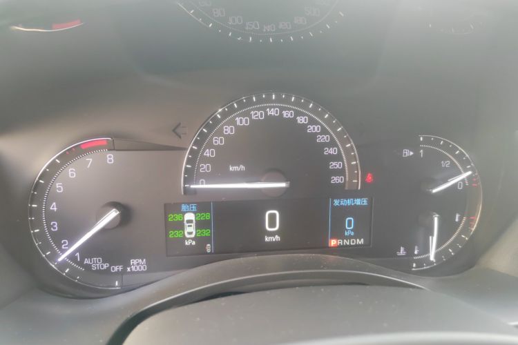 凯迪拉克ATS-L 2017款 28T 时尚型中控内饰14