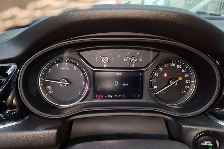 别克 君威 2024款 25T 超享版中控内饰14