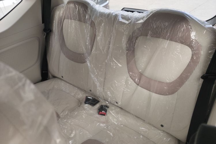 五菱汽车 宏光MINIEV 2024款 第三代 215km 青春版中控内饰21