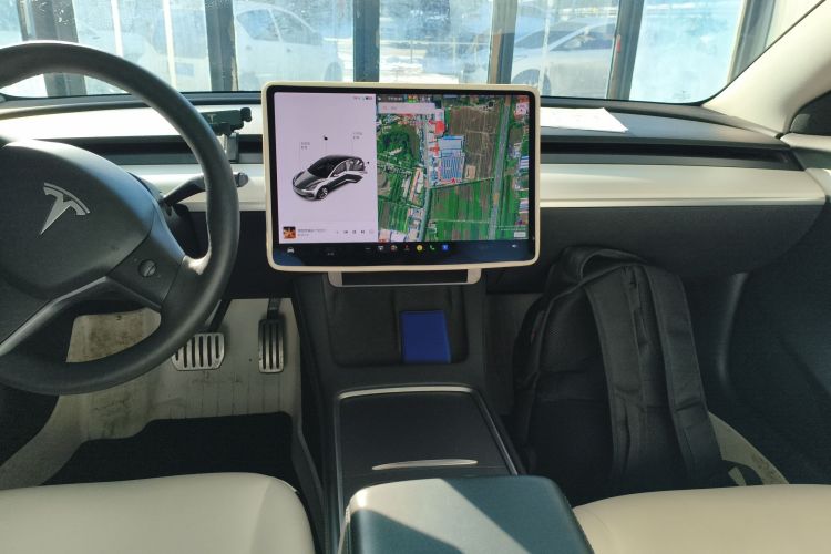 特斯拉 Model 3 2021款 Performance高性能全轮驱动版局部细节16