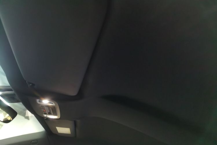 奥迪TT 2015款 TT Coupe 45 TFSI中控内饰22