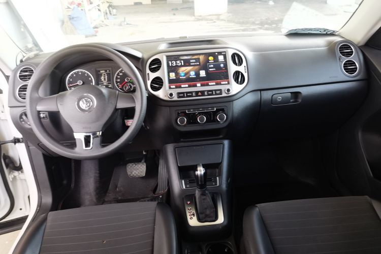 大众 途观 2015款 1.8TSI 自动两驱风尚版中控内饰12