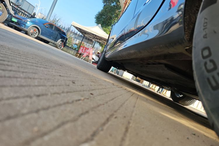 长安 逸动 2023款 畅享版 PLUS 蓝鲸NE 1.4T GDI DCT尊贵版局部细节9002