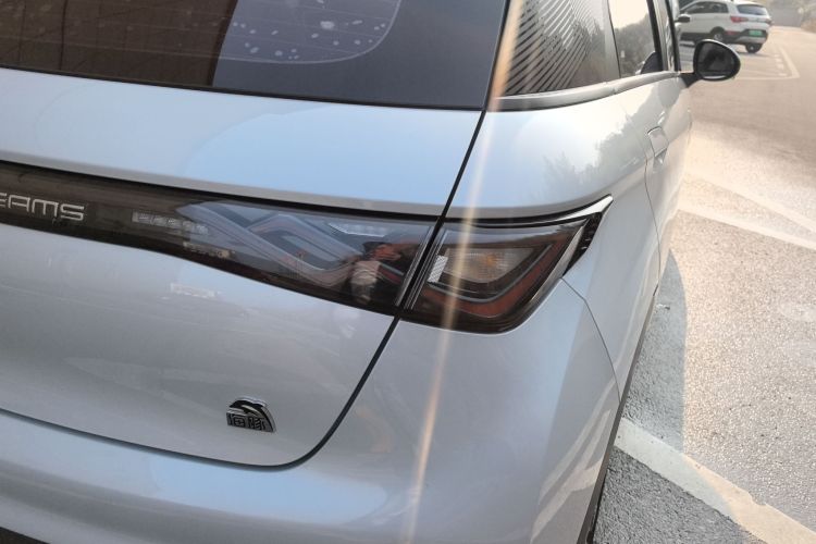 比亚迪 海豚 2021款 405km 时尚版车身外观9