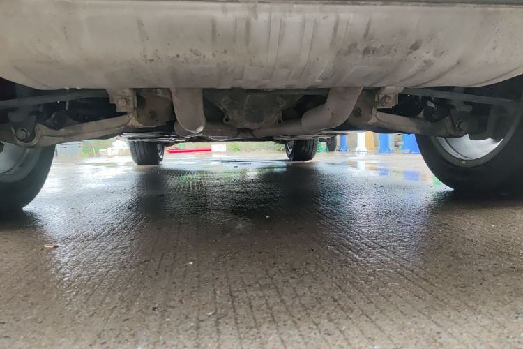 奔驰GLE 2015款 GLE 320 4MATIC局部细节9009