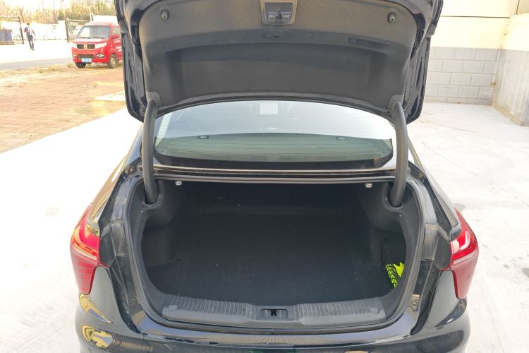 红旗H5 2023款 1.5T DCT智联旗韵版局部细节23