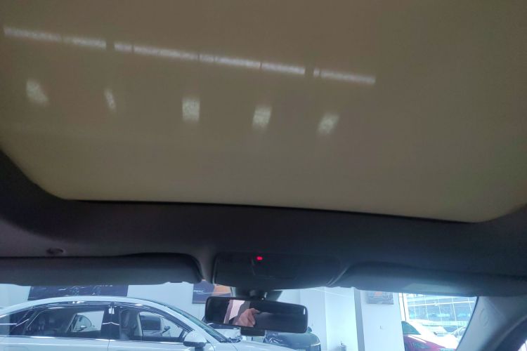 奔驰C级 2019款 改款 C 260 L 运动版局部细节22