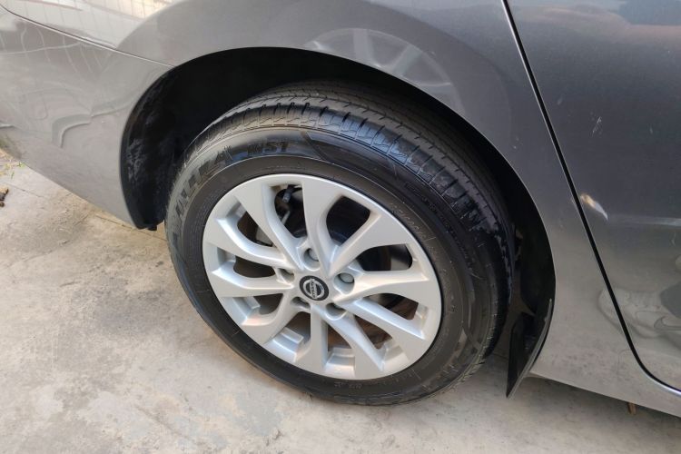 日产 轩逸 2022款 经典 1.6XL CVT豪华版车身外观6002