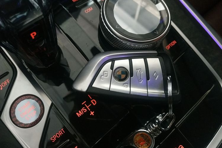 宝马X5(进口) 2021款 xDrive40i M运动套装中控内饰11