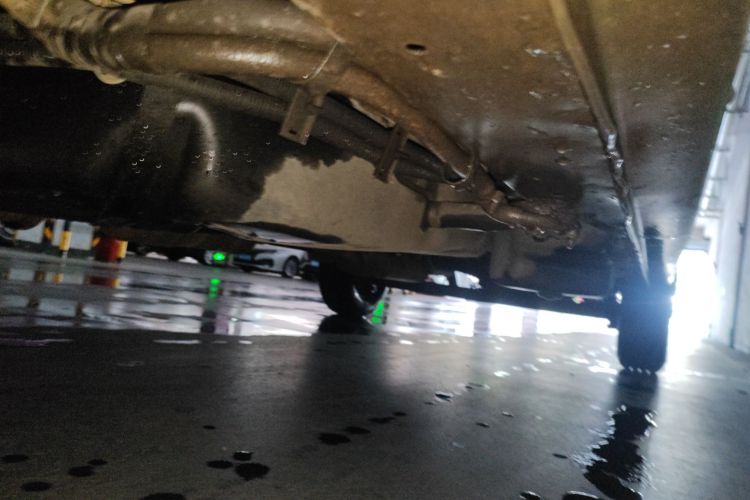 东风御风 御风 2021款 2.0T动力王前驱物流车长轴中顶6-9座国VI ZD20局部细节9004