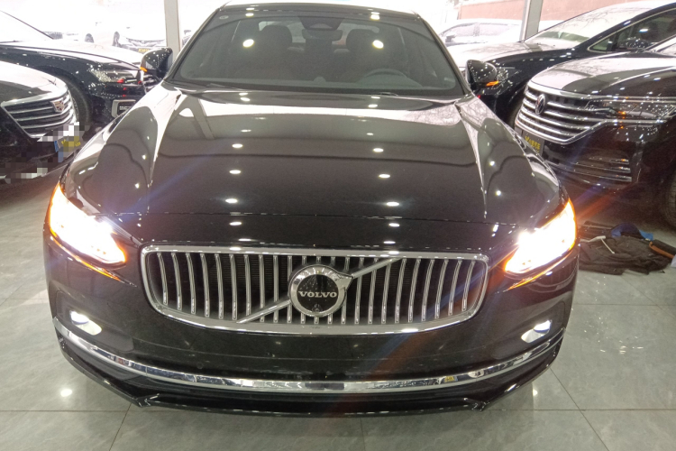 沃尔沃S90 2024款 B5 智雅豪华版车身外观6001