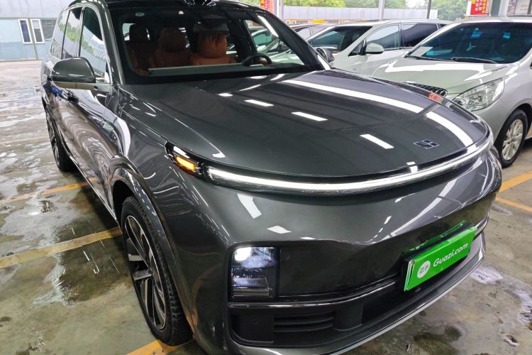 理想汽车 理想L9 2022款 Max车身外观3