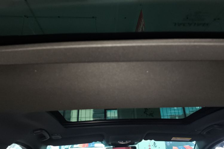 捷豹XFL 2023款 XFL 2.0T P250 两驱精英运动版中控内饰22