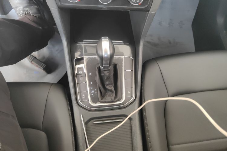 大众 高尔夫·嘉旅 2019款 280TSI 自动好奇型 国V局部细节18