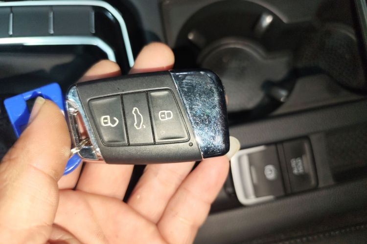 大众 迈腾 2019款 330TSI DSG 豪华型 国VI中控内饰7001