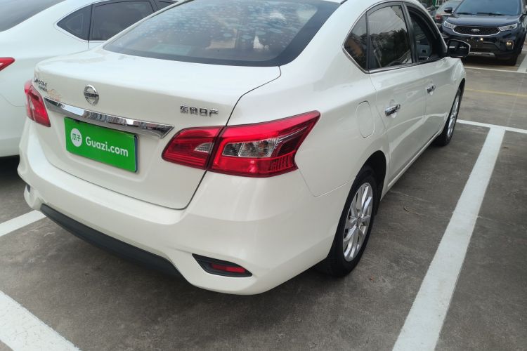 日产 轩逸 2019款 经典 1.6XE CVT舒适版车身外观7