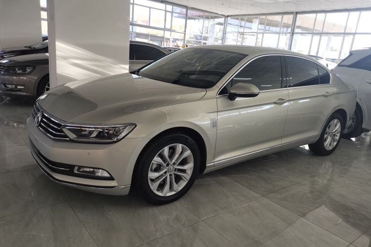 大众 迈腾 2019款 330TSI DSG 豪华型 国V车身外观4