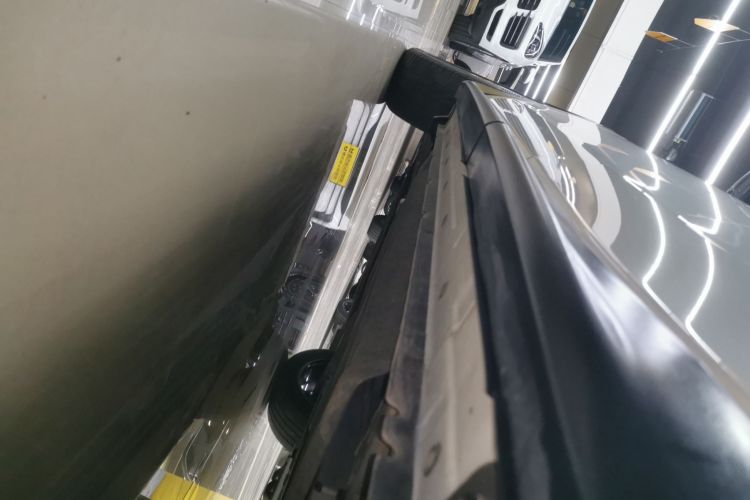 英菲尼迪QX50 2020款 2.0T 四驱旗舰版局部细节9002