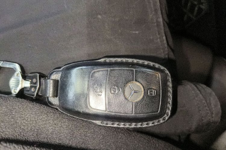 奔驰GLC 2021款 GLC 260 L 4MATIC 豪华型中控内饰7001