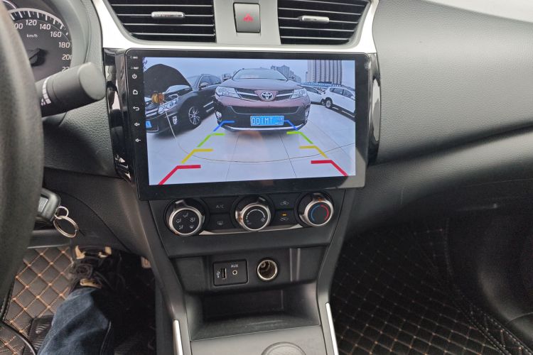 日产 轩逸 2021款 经典 1.6XE CVT专享版中控内饰16